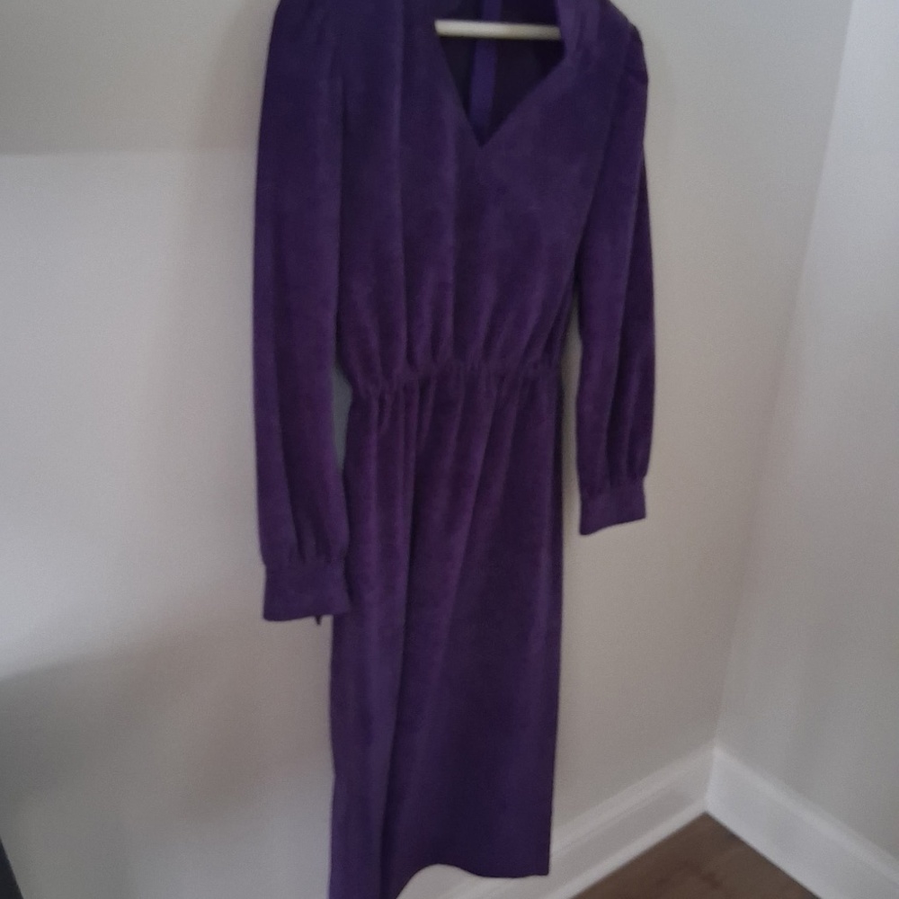 1970s Harold Levine Boutique purple suede midi dress
